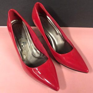 Red shiny kitten heels by Comfort Plus by Predictions, Women's size 7
